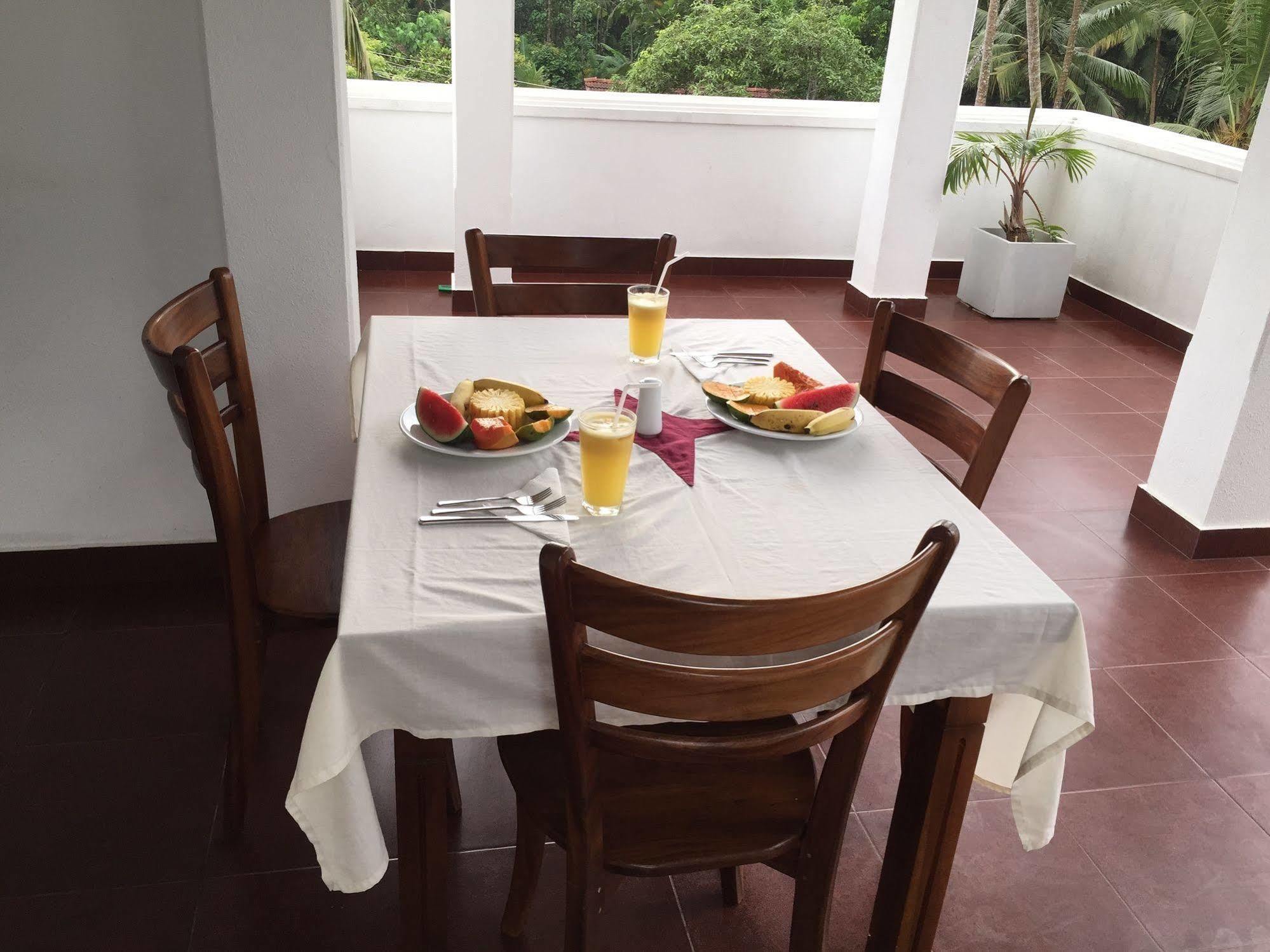 Supun Villa Bentota Extérieur photo